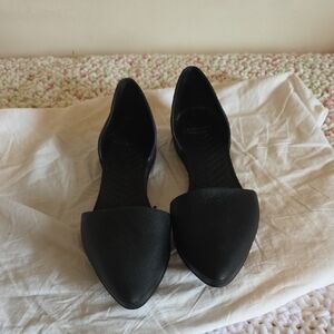 Native Womens FLATS 10F